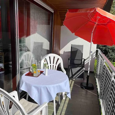 Apartment Ruhige Mit Balkon Und Bergsicht Langenargen